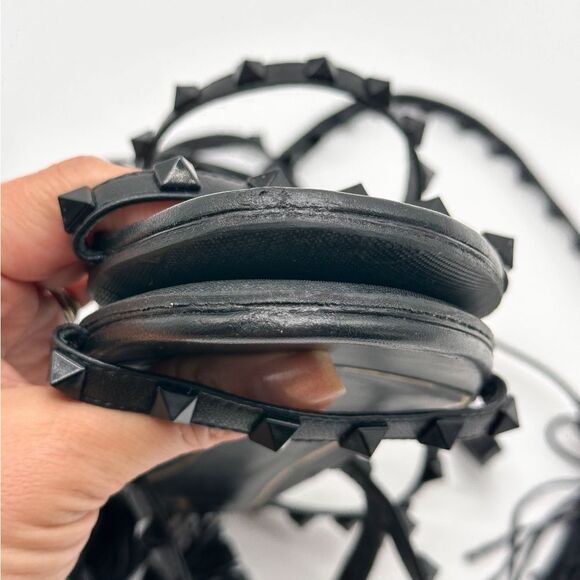 Valentino Garavani Rockstud Gladiatore Sandals Black Leather Ankle Tie EU 37 US7 - Picture 11 of 13